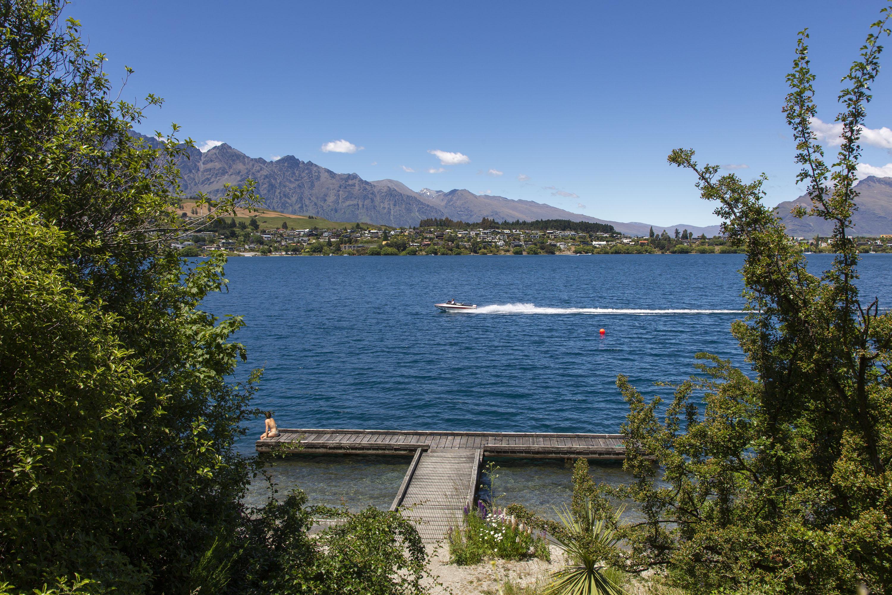 Peppers Beacon Aparthotel Queenstown Exteriör bild